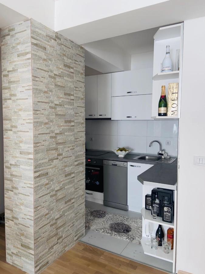 Royal King Apartment Kumanovo Exterior photo